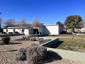 Phoenix apartment for rent - Foothills Village leasing office