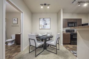 Crestview apartment for rent - Restaurant Style Dining at Spring Creek Apartments, Florida
