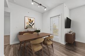 Lewisville apartment for rent - Dining Area at Platinum Castle Hills, Lewisville, TX