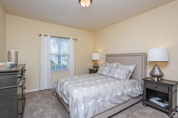 Well decorated bedroom