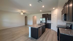 Anna apartment for rent - A kitchen with a countertop and cabinets.