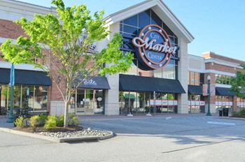 Shopping, dining & entertainment at your doorstep
