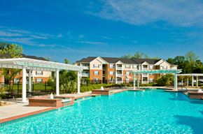 Chesapeake apartment for rent - Pool with fountains; pergolas