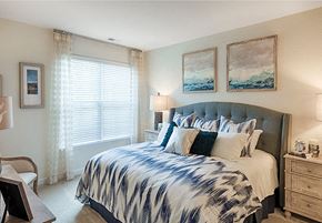 Raleigh apartment for rent - Bedroom with window; carpet