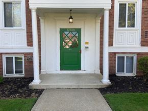 Shaker Heights apartment for rent - fairhillgardensapt.com
