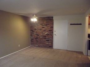 Woodmere apartment for rent - Chagrin Place Living Room