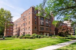 Cleveland apartment for rent - Hampton House Apartments Exterior