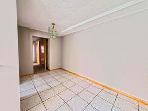 Cleveland Heights apartment for rent - Mornington Apartments Dining Room