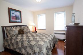 Cleveland apartment for rent - Parkway Manor Bedroom