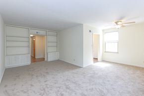 Shaker Heights apartment for rent - Van Aken Villas Living Room
