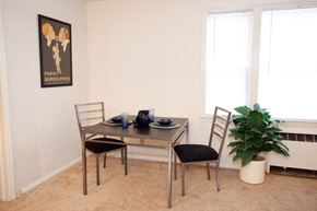 Cleveland apartment for rent - Van Aken Court Dining Room
