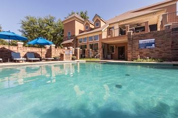 Outdoor swimming pool