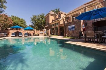 Outdoor swimming pool