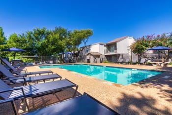 Sparkling swimming pool