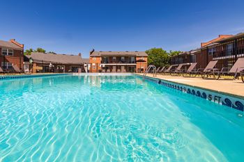 Sparkling swimming pool
