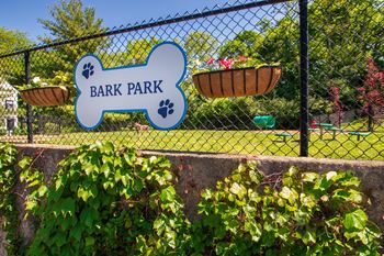 Pet friendly with off-leash dog park!