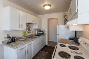Fairfield apartment for rent - Large Kitchen at Fairfield Pointe, Fairfield, 45014