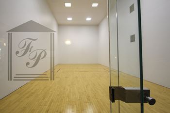 Racquetball court