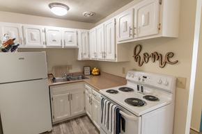 Cincinnati apartment for rent - This is a photo of the kitchen in the 705 square foot 2 bedroom, 1 bath apartment at Lisa Ridge Apartments in the Westwood neighborhood of Cincinnati, Ohio.