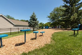 Pet friendly w/new off-leash dog park!