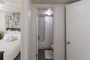 Dallas apartment for rent - Model Bathroom at Princeton Court, Dallas, Texas