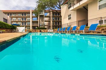Sparkling swimming pool