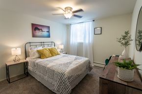 Cincinnati apartment for rent - This is a picture of the bedroom in a 576 sq foot 1 bedroom, 1 bath apartment at Red Bank Reserve in the Madisonville neighborhood of Cincinnati, Ohio.