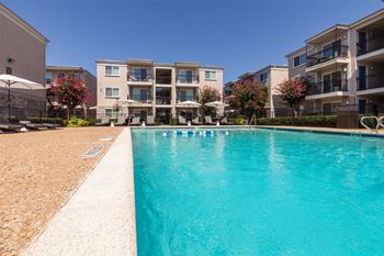 Sparkling swimming pool