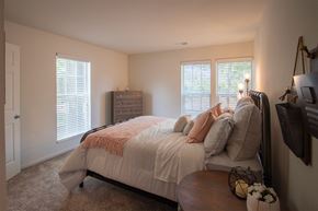 Centerville apartment for rent - This is a photo of the primary bedrooom of the 1100 square foot 2 bedroom Kettering floor plan at Washington Park Apartments in Centerville, OH.