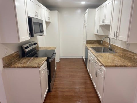 Floor plan for 3 beds, 2 baths, 1176 sqft