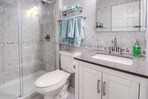 Raleigh condo for rent - Bathroom