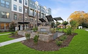 Raleigh townhouse for rent - Courtyard