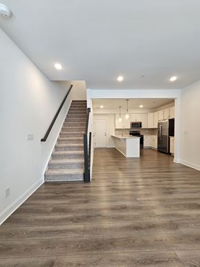 Raleigh townhouse for rent - Livingroom