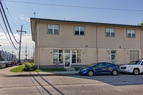 Camden apartment for rent - a building with cars parked in front of it