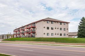 Sioux Falls apartment for rent - Building Exterior at Autumn Park, Sioux Falls, 57106
