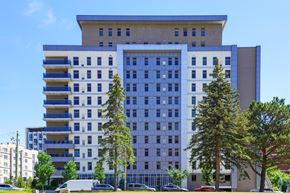 Waterloo apartment for rent - the building in which the hotel is located
