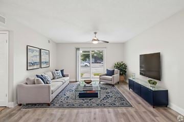 Fort Myers apartment for rent - The Enclave at 3726