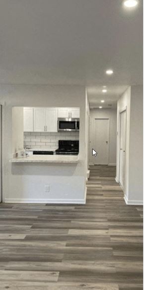 Kingston apartment for rent - Kitchen3