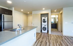 Kent apartment for rent - Washer and Dryer