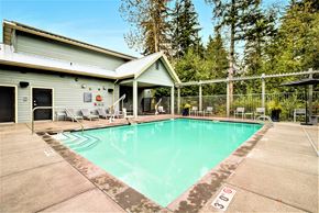 Everett apartment for rent - Year round Outdoor Pool