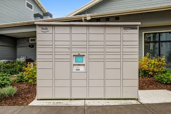 24/7 Amazon hub package pick up