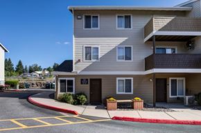 E. Wenatchee apartment for rent - Office Entry