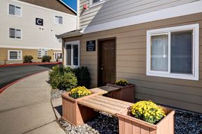 E. Wenatchee apartment for rent - Office Entry