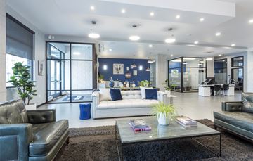 Federal Way apartment for rent - a living room with couches and a coffee table