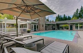 Mill Creek apartment for rent - community-pooldeck1100x700