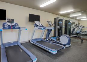 Lynnwood apartment for rent - 24-Hr Fitness Center
