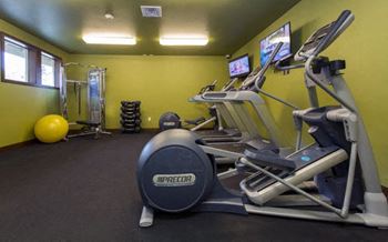 Fitness studio with cardio & free weights