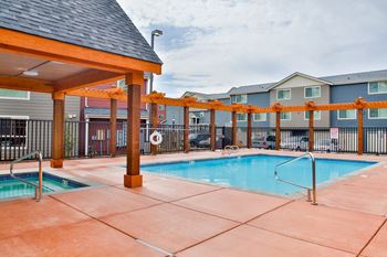Year-round outdoor pool and spa