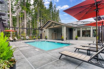 Year-round outdoor pool and spa