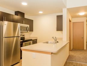 Federal Way apartment for rent - Fully Equipped Kitchen with Refrigerator, Microwave and Dishwasher